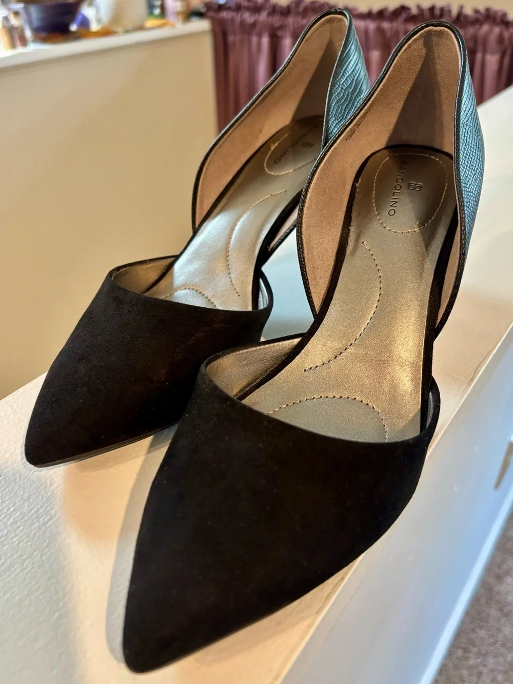 Bandolino Grenow D'Orsay Pump